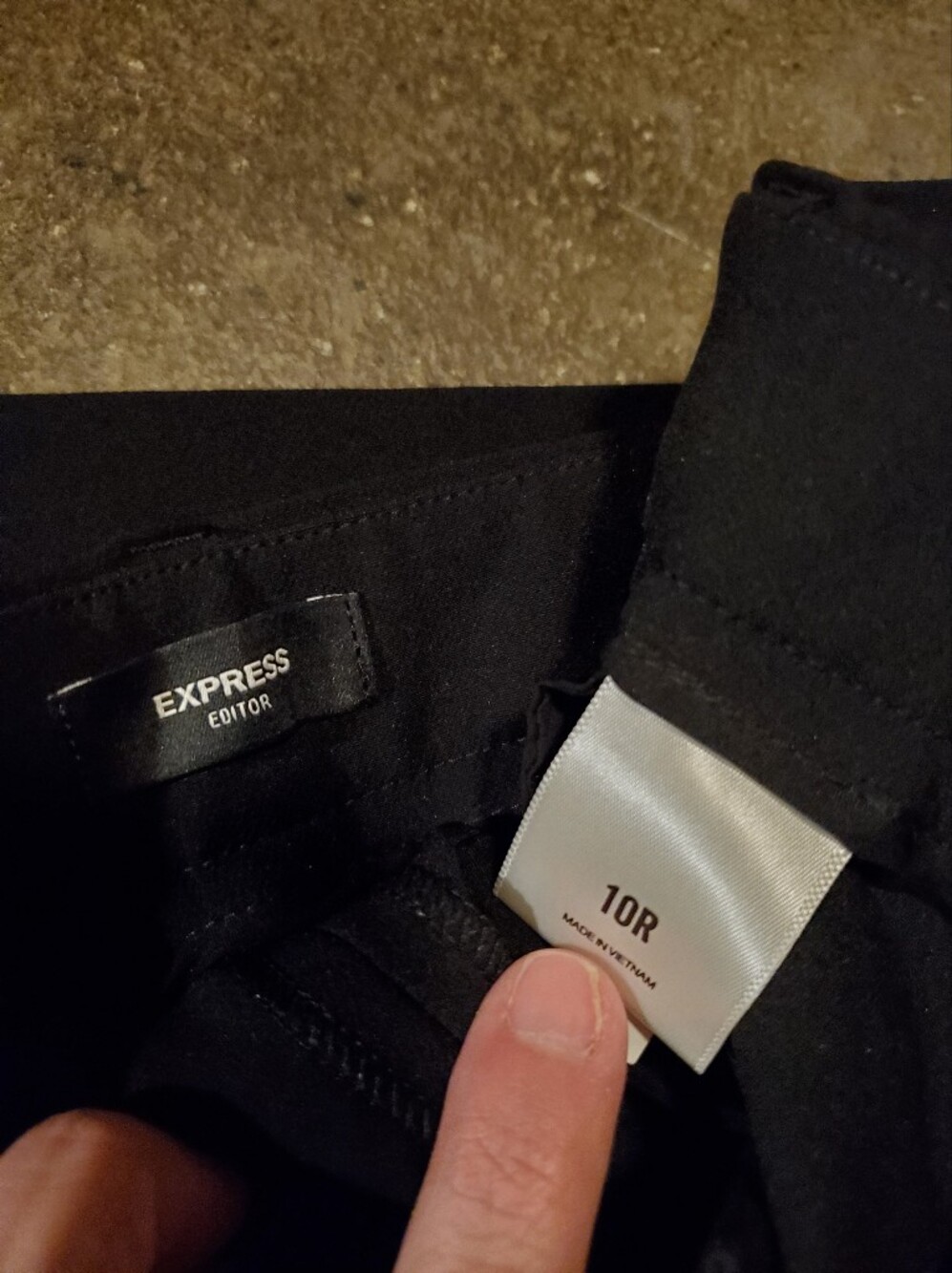 Express Editor Women's Black Wide Leg Dress Pants - Picture 3 of 3
